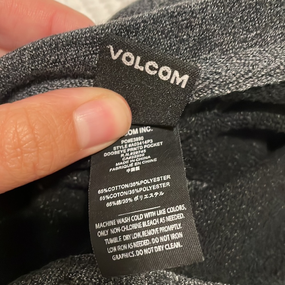 Volcom Henley - Picture 5 of 5
